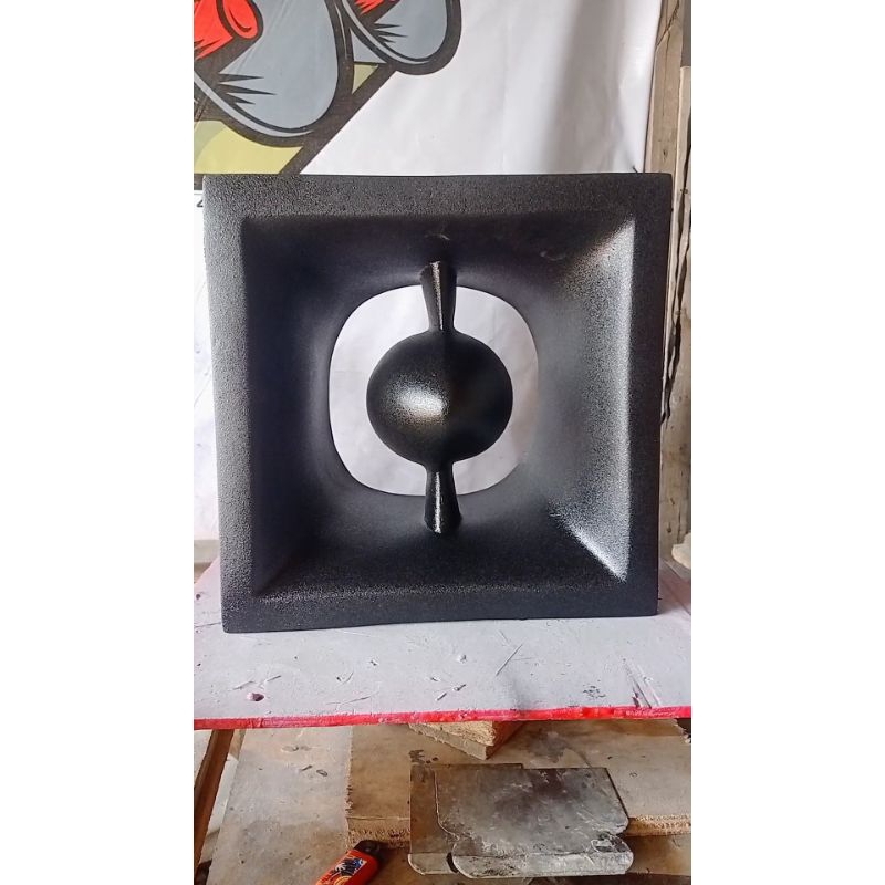 Horn Corong Rudal Middle 12 inch (33×33)