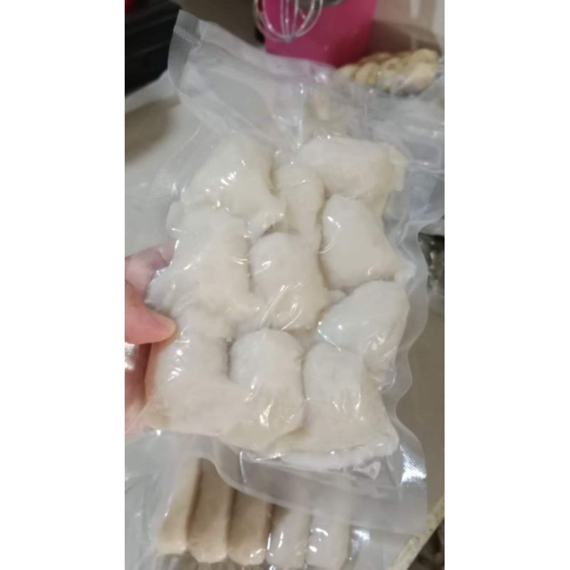 

PEMPEK IKAN VARIAN ISI TELUR 10 PC