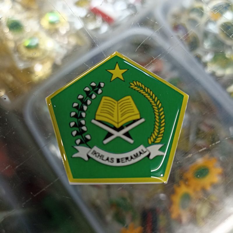 Pin KEMENAG Peniti & Magnet