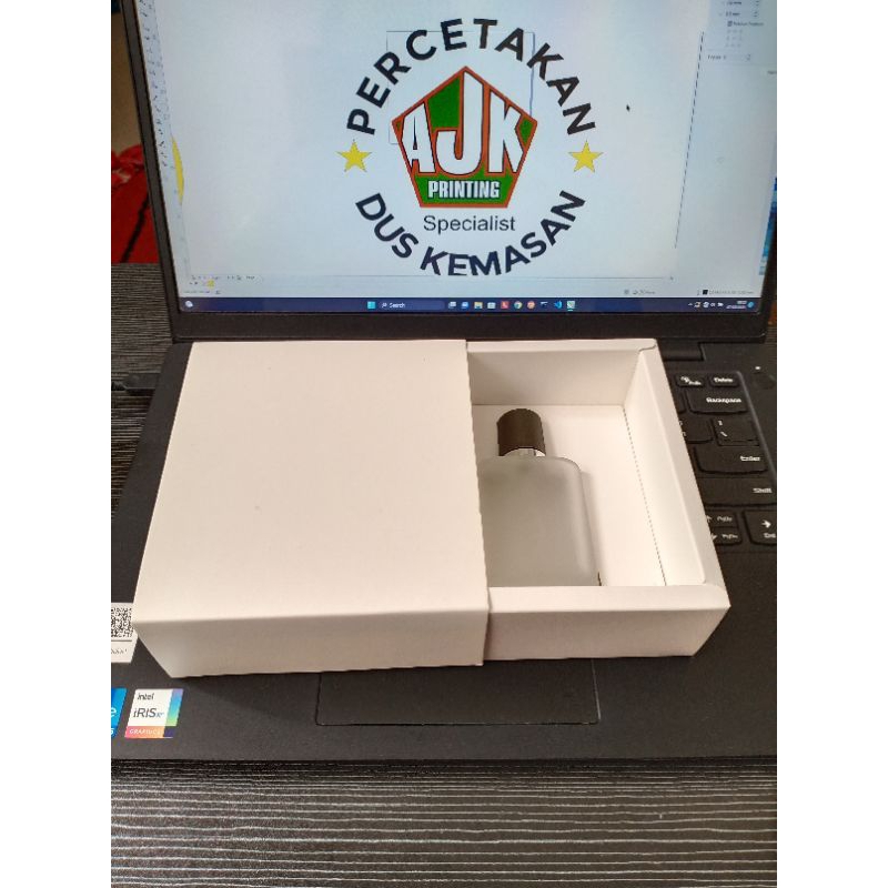 

Box Sliding Adg/dng 30 ml Ada insert/ tatakan Anti goyang Polos