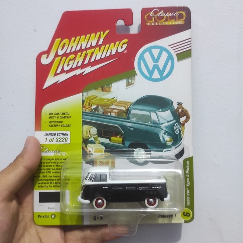 Johnny Lightning Volkswagen VW T2 Pickup Black JL