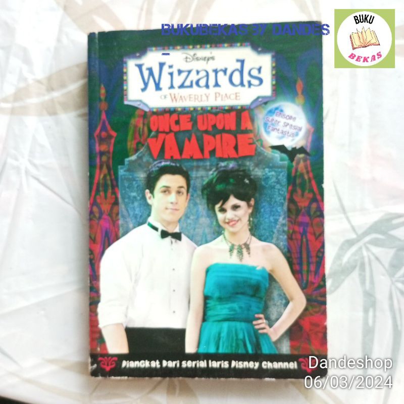 Disney Wizards of Waverly Place - Once Upon A Vampire - Novel