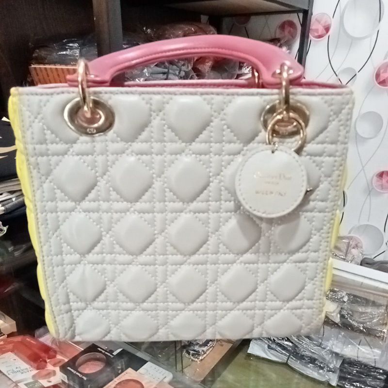 Tas wanita dior