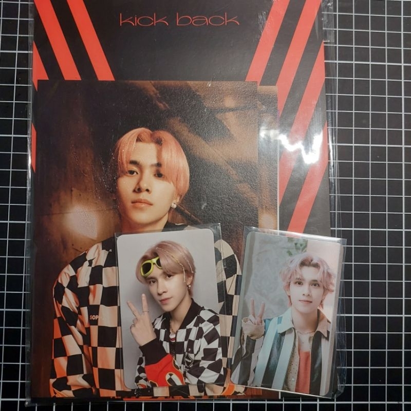 AR Photocard + Photoframe Set Hendery WayV Kick Back