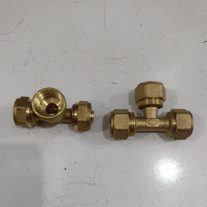 t sambungan selang air panas drat ½in