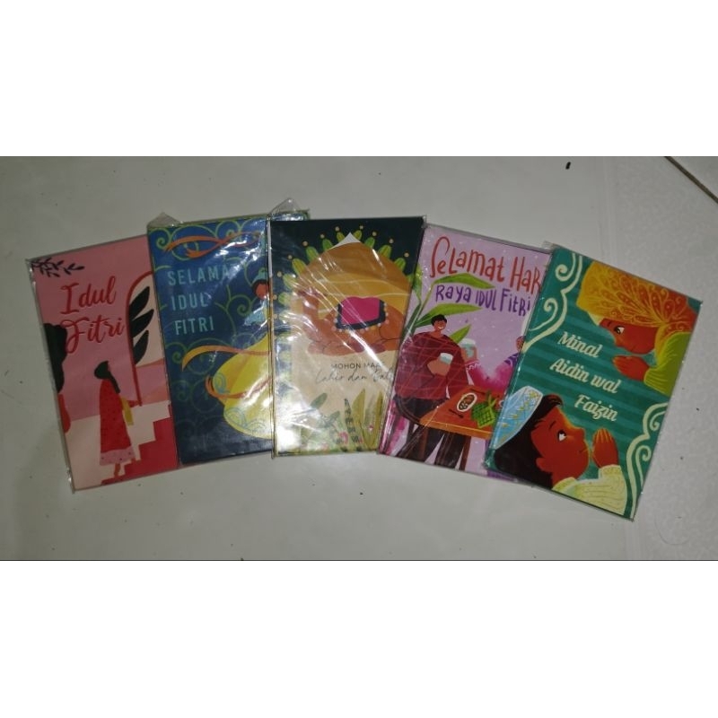 

Amplop Lebaran isi 5 lembar. ukuran 7,5 x 11 cm