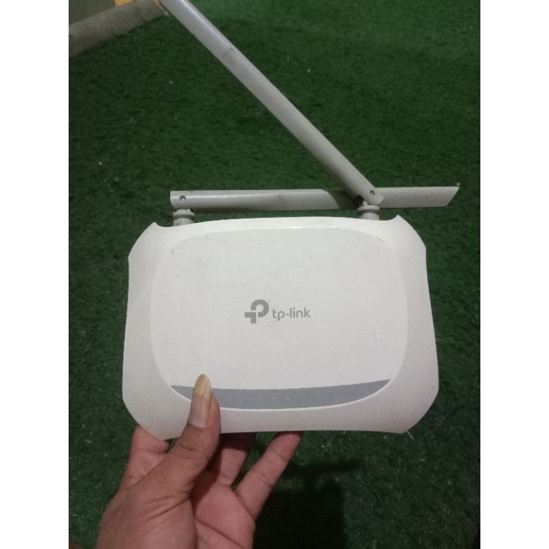 Jual TP-LINk WR840n V6. 2 Bekas, Kondisi Fisik Rusak, Harga Murah