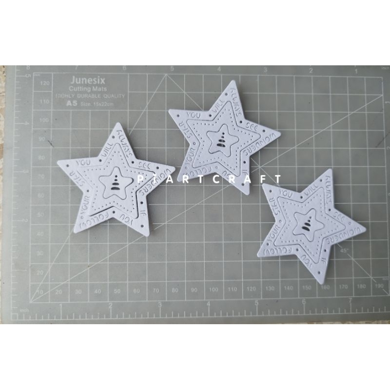 

Bintang star (2) - isi 3 set - Dies cut / cut dies DIY scrapbook / vintage journal / album