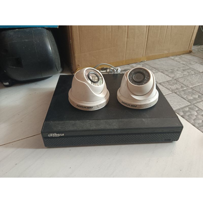 DVR 4 CH 2 DAN KAMERA 2 UNIT INDOR HIKVISION SEMUA 2MP