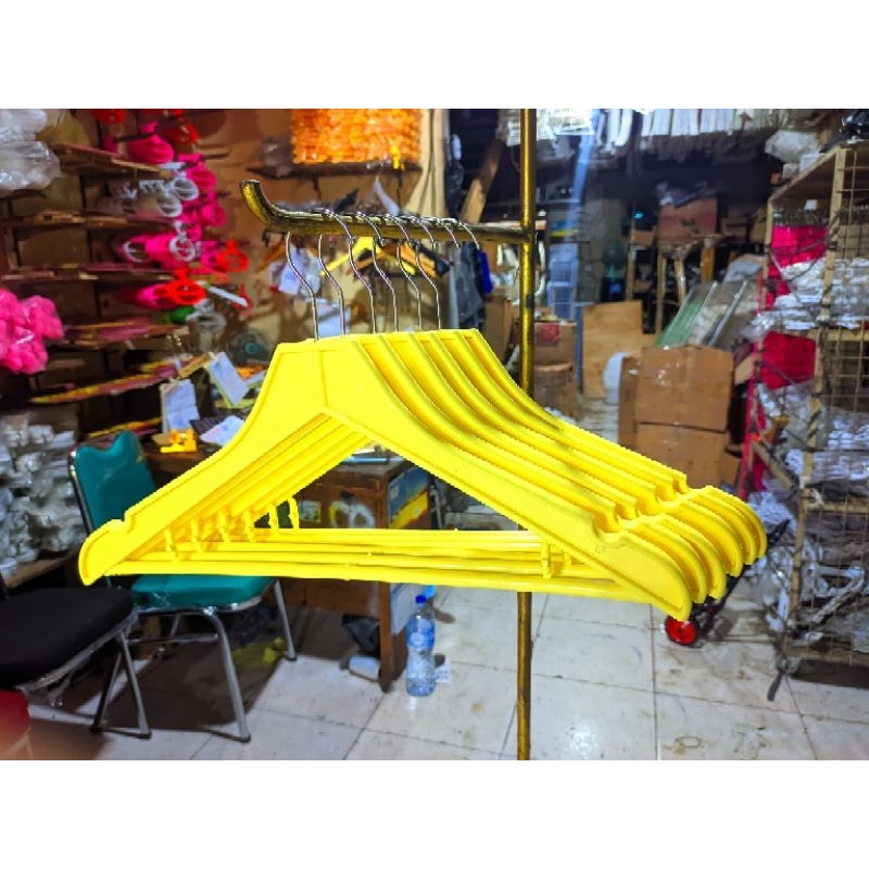 Hanger plastik / Hanger plastik palang / hanger plastik motif kayu / Hanger plastik palang motif kay