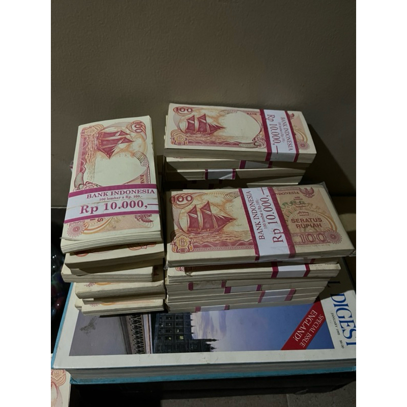 Bundle 1 Gepok Uang Kuno 100 Pinisi 1992 Mulus