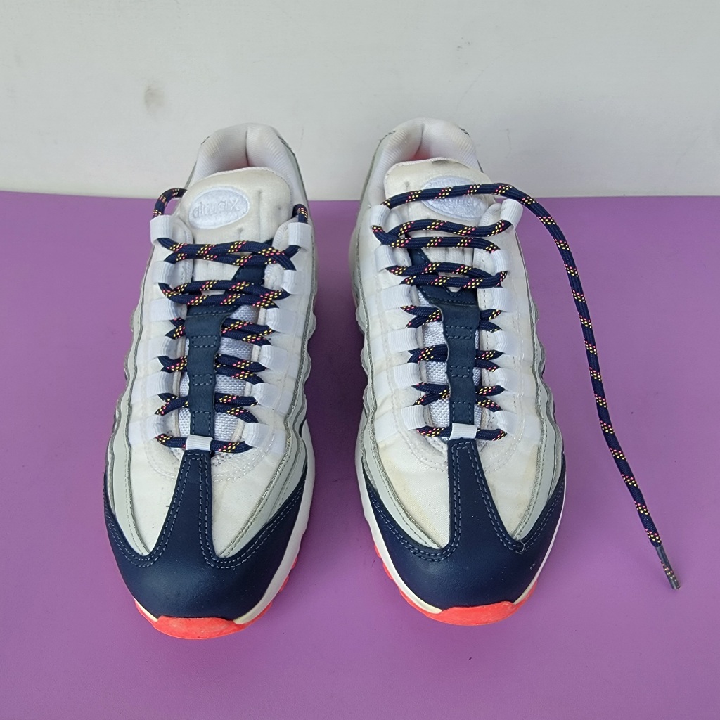 (Preloved) Sepatu Wanita Nike Air