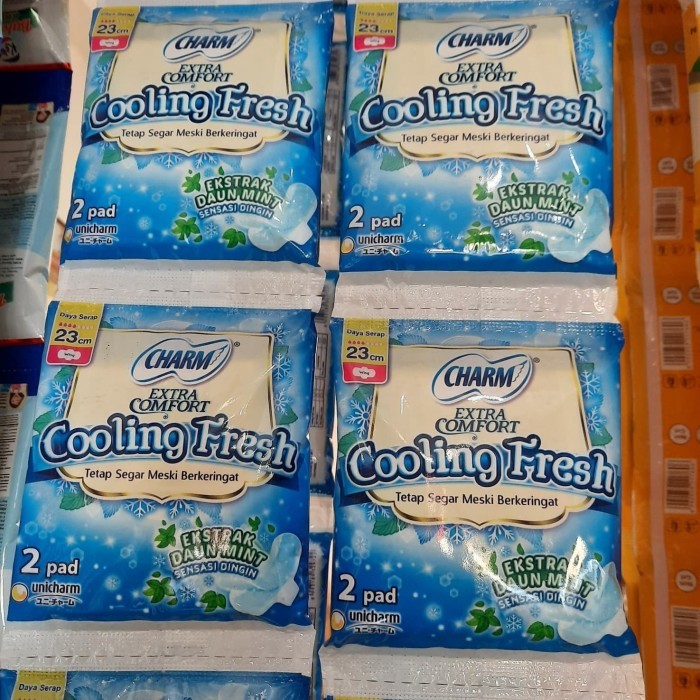 1 Renceng Charm Cooling Fresh Isi 10 Sachet x 2 Pads 23 Cm