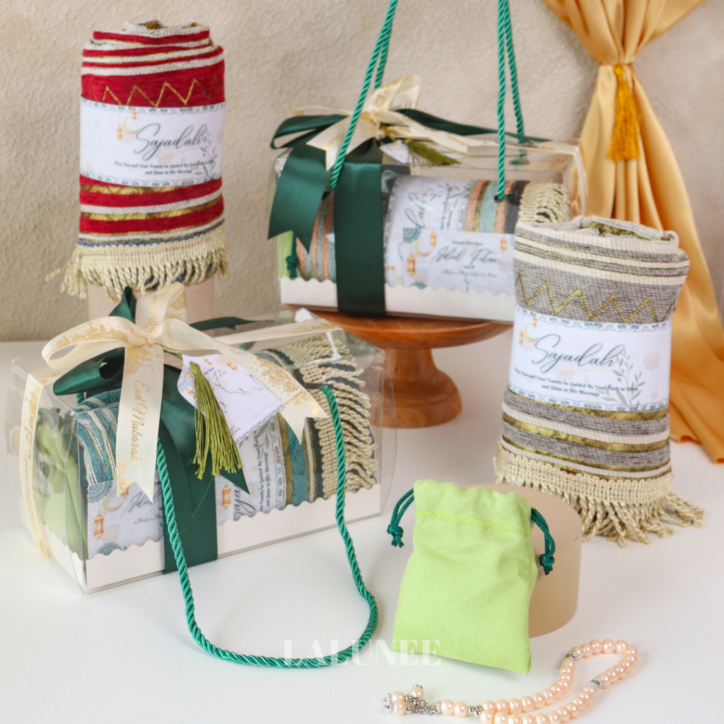 

[READY] HAMPERS RAMADHAN SAJADAH + TASBIH , HAMPERS LEBARAN ALAT SHOLAT , PARCEL ALAT SHOLAT CANTIK MEWAH MURAH VIRAL