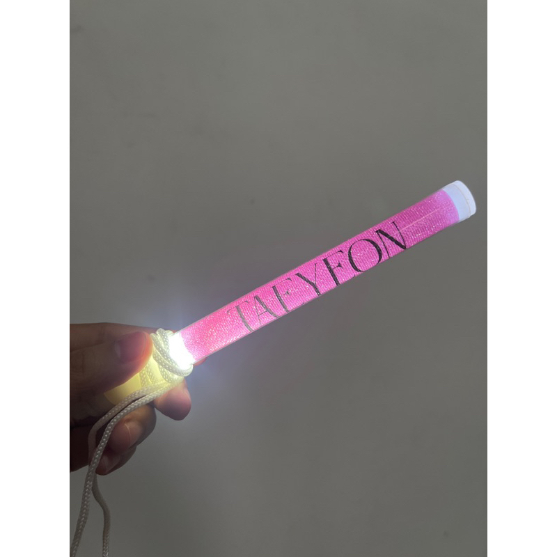 taeyeon fan light concert