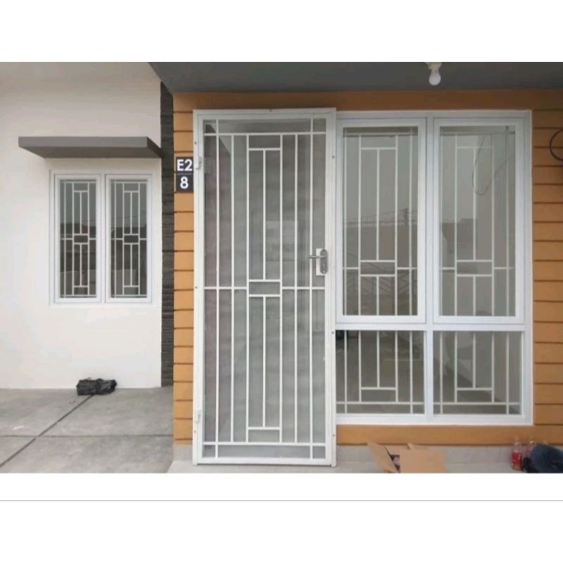 Tralis pintu dan jendela