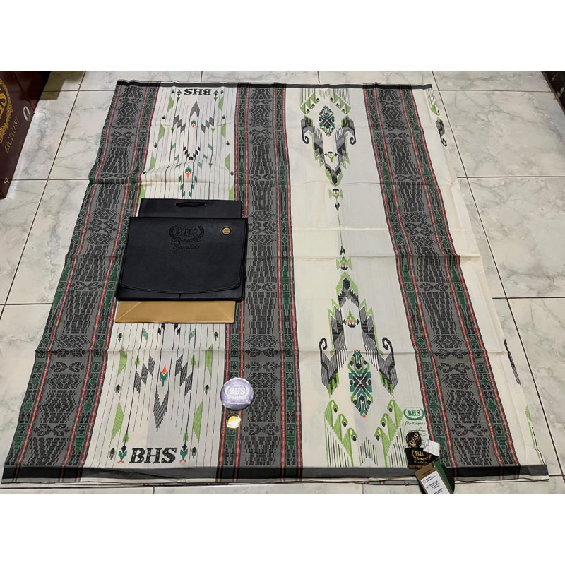 SARUNG BHS MASTERPIECE SGL GOLD