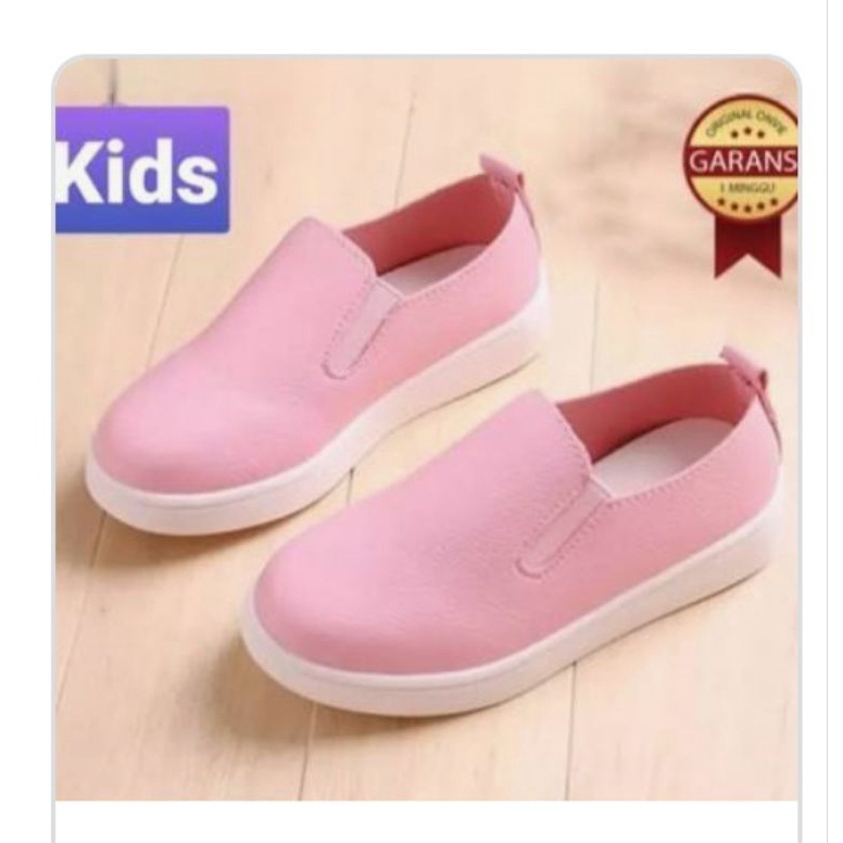 Hanya disini sepatu casual anak S  L sepatu anak umur 12 THN bahan bagus