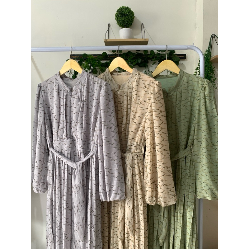 Myxyla | dress korea beverly bahan plisket ceruty motif