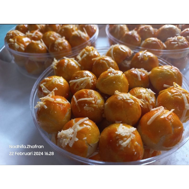 

Nastar bahan Premium