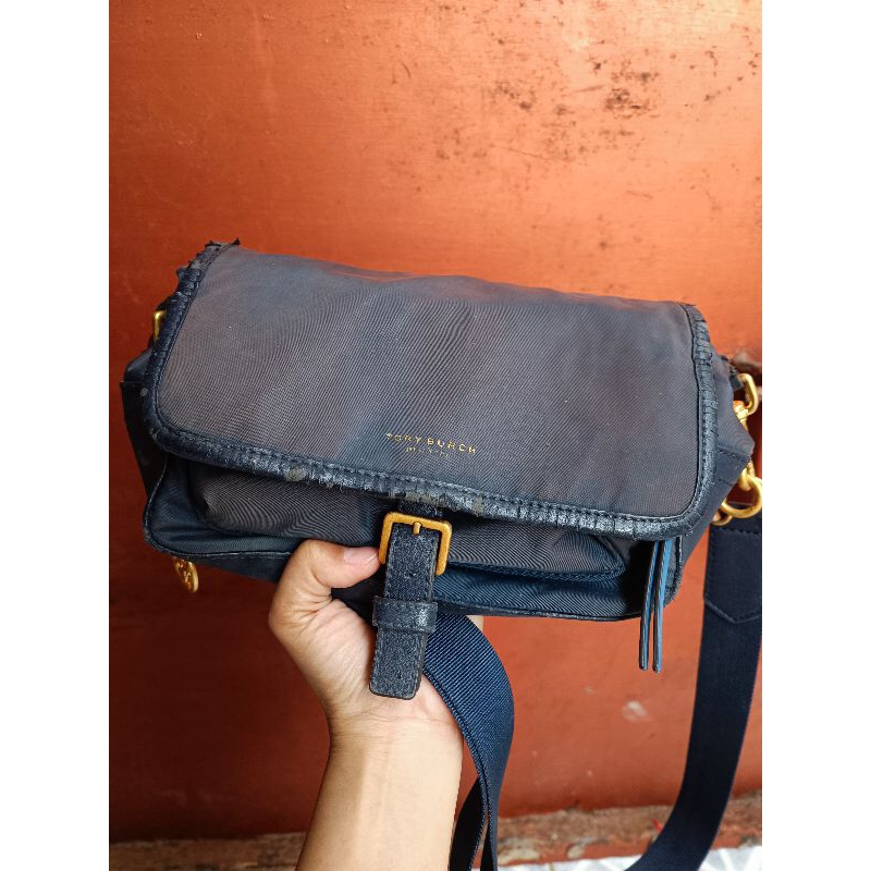 tas bekas tory burch nylon selempang preloved bekas/ TB original defect