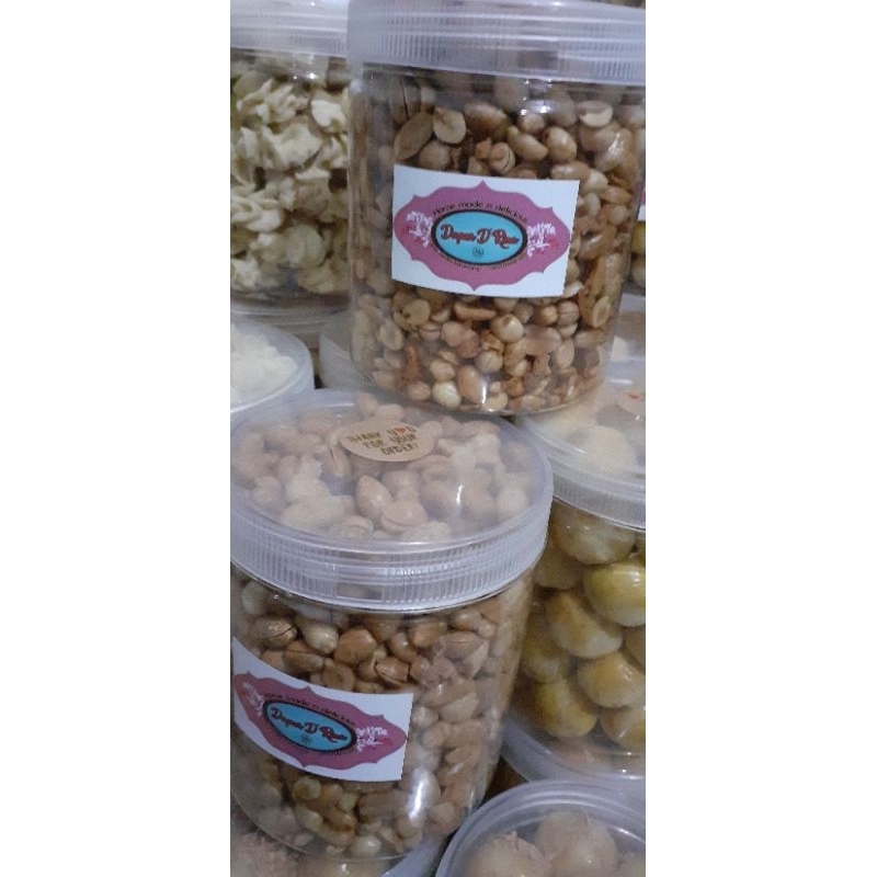 

kacang asin D'Rina