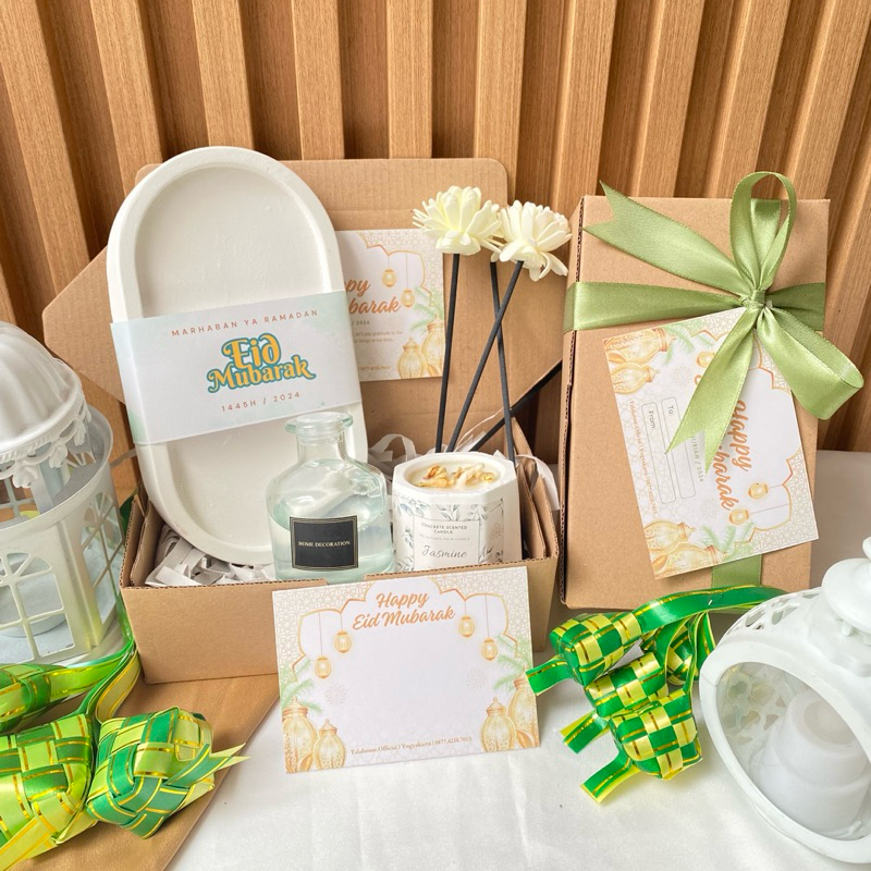 

PAKET 14 | HAMPERS BIRTHDAY | GIFT WISUDA | SOUVENIR PERNIKAHAN DLL