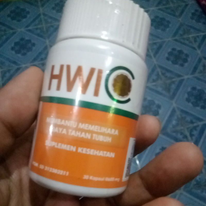 

Mencerahkan kulit seluruh tubuh | hwi c