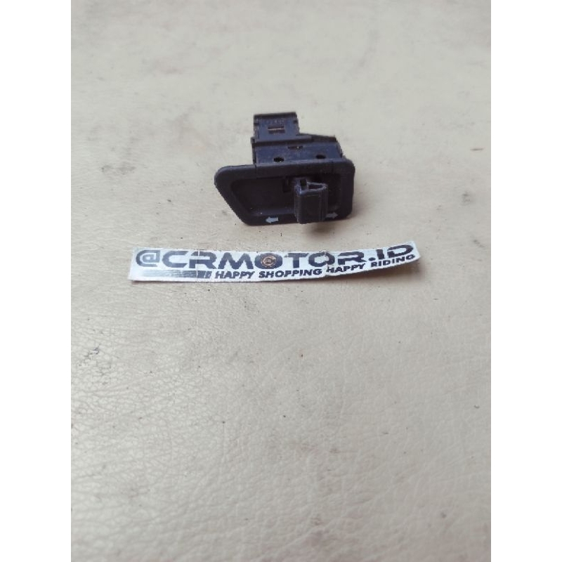 saklar tombol lampu sen reting sein riting Honda supra x 125 lama old copotan motor