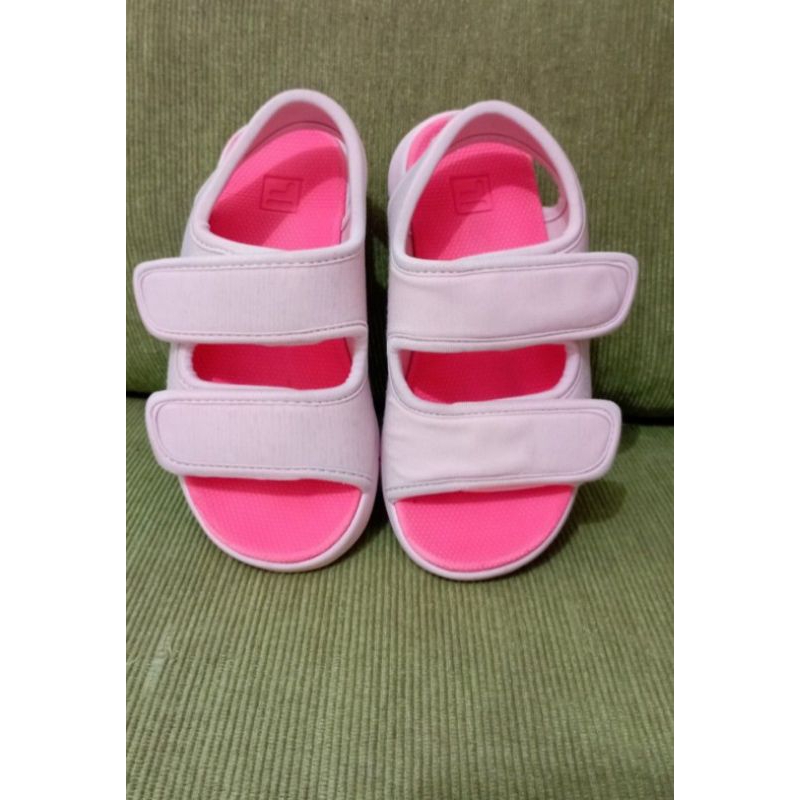 sandal fila anak nike