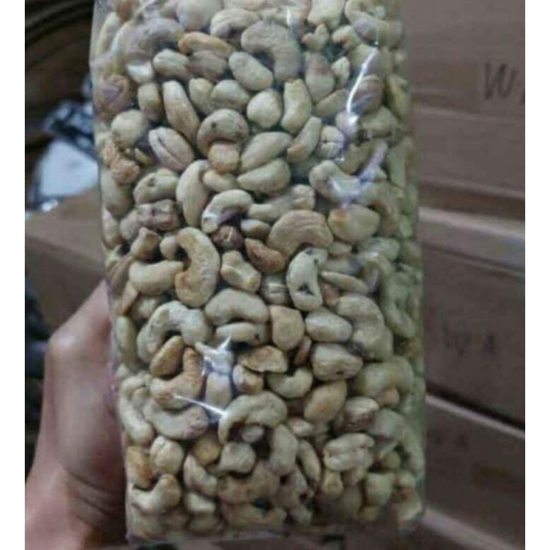 

RJJ838 DISKON Kacang mede utuh 1kg mentah