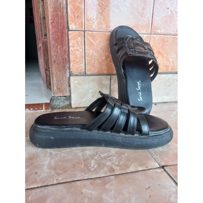 PRELOVED SANDAL WANITA