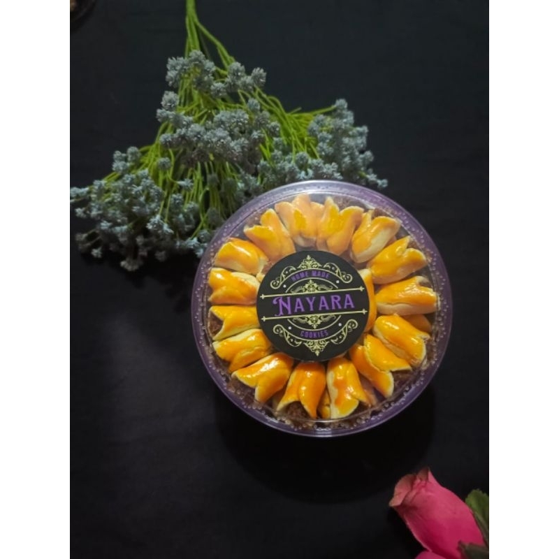 

NASTAR BUNGA NAYARA COOKIES PREMIUM