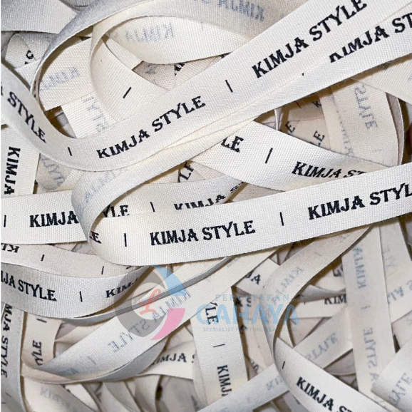 

15meter Label Piterban Cream Import Halus / Proses Sablon Piterban import