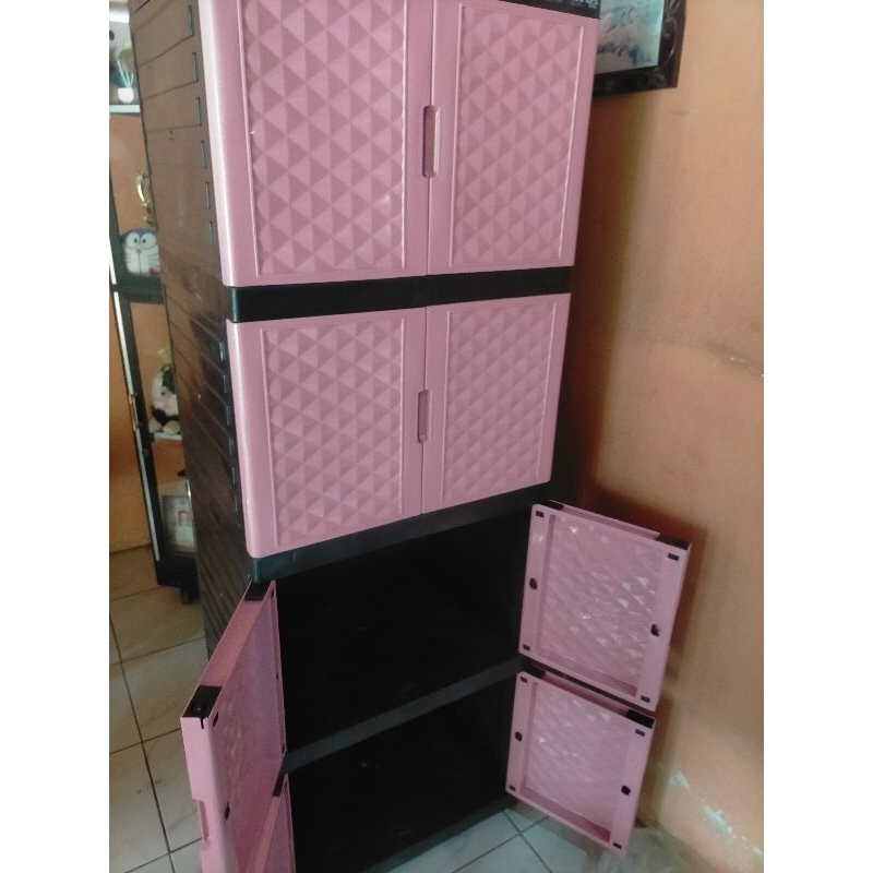 Lemari Tabita 4 Susun