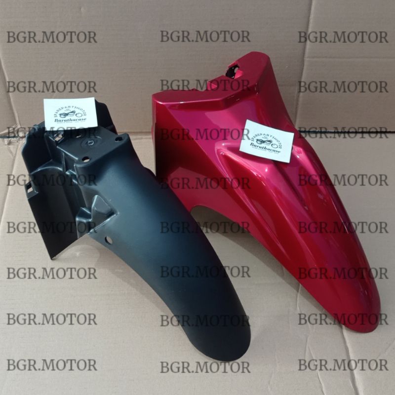 Spakbor depan belakang Jupiter Z Robot 2010 Merah