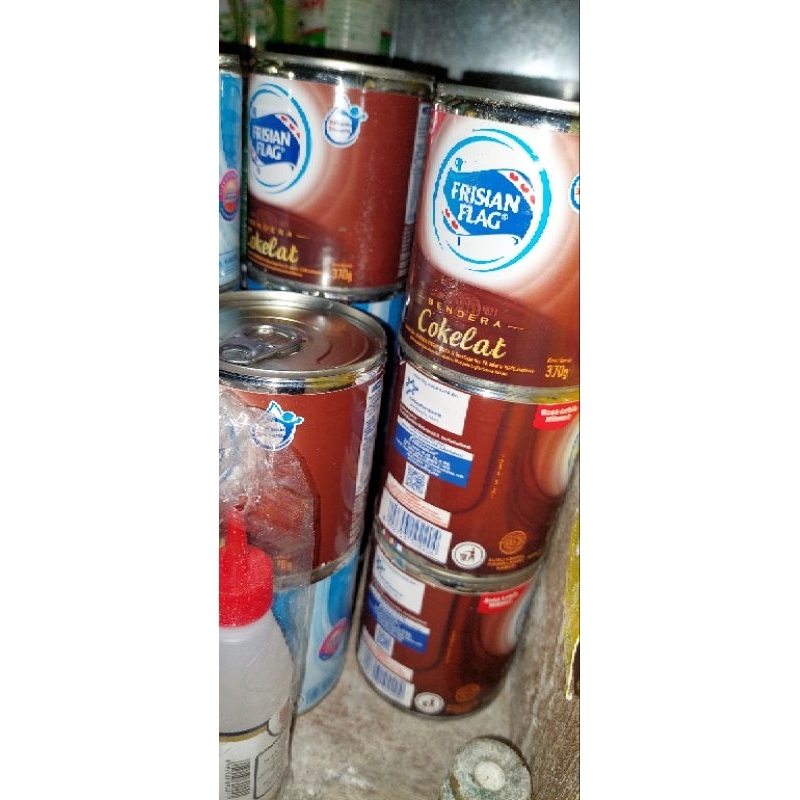 

Kental Manis Bendera Frisian Flag