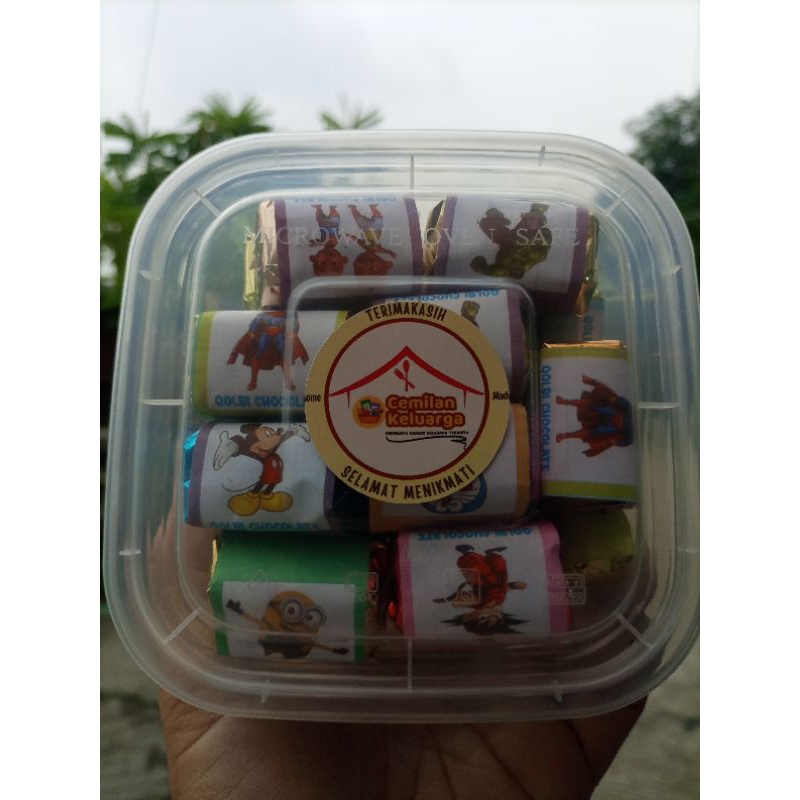 

COKLAT QOLBI DADU KARAKTER JAGOAN