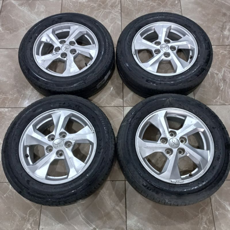 VELG MOBIL BEKAS COPOTAN X-PANDER RING 16 SEPAKET BAN BRIDGESTONE