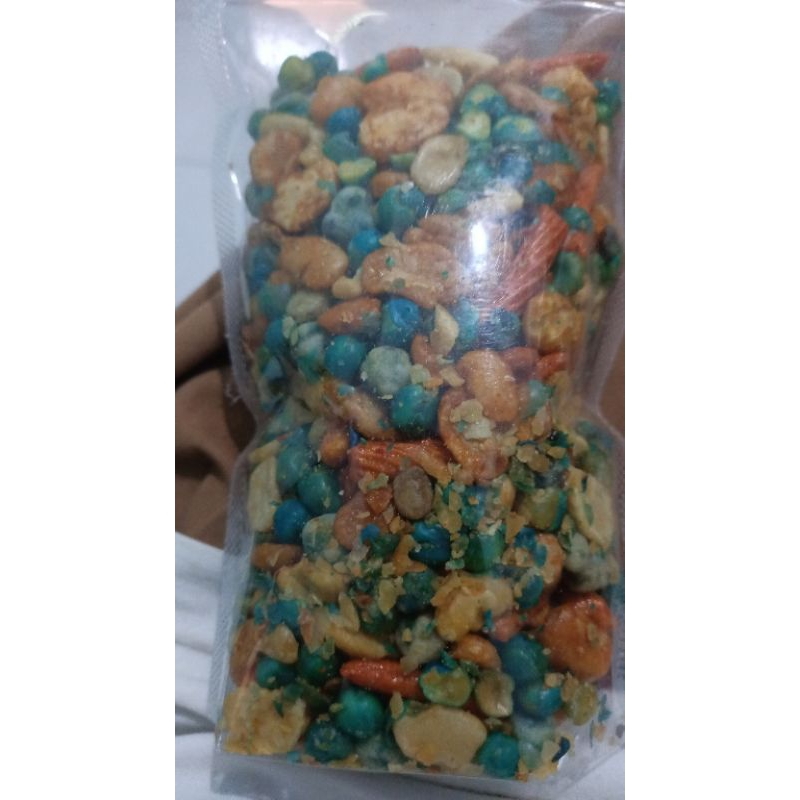 

kacang campur varian