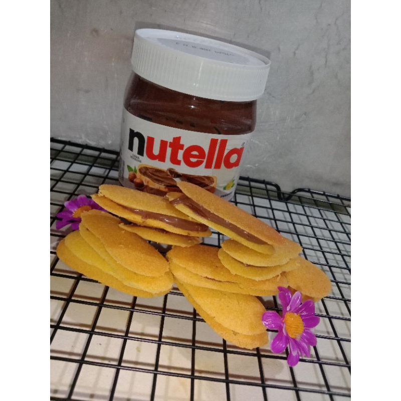 

LIDAH KUCING NUTELLA