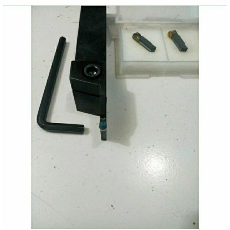 paket kinclong pahat bubut. holder bubut 2020 4m set inser PCD diamond