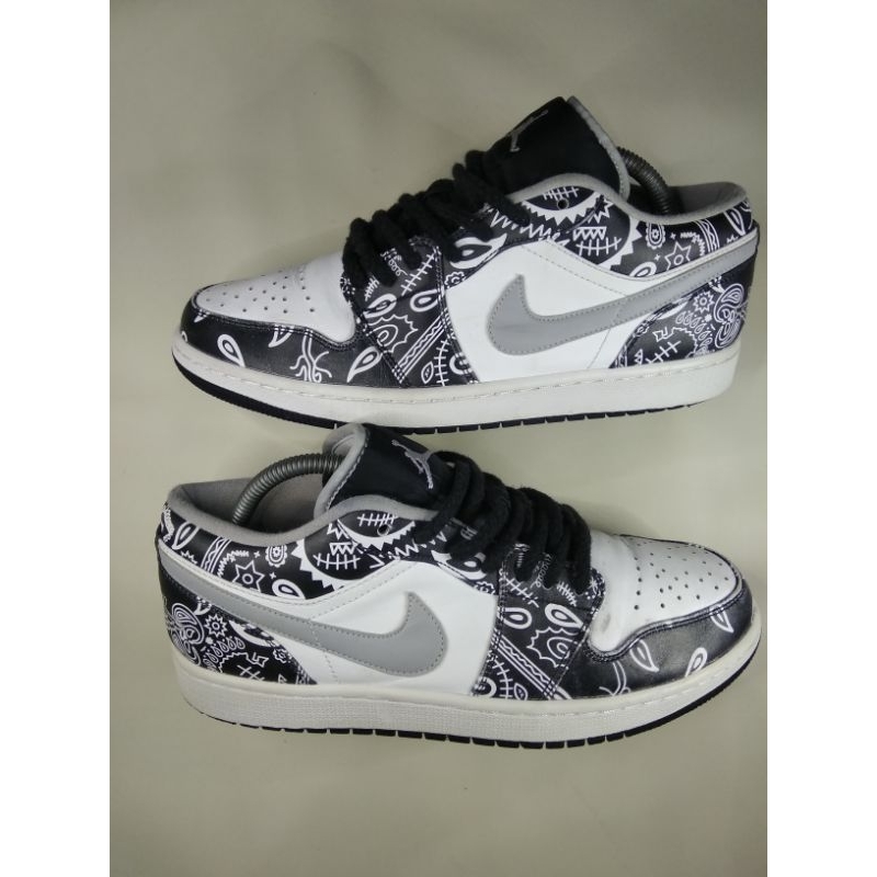 Nike Air Jordan 1 Low Second Light Smoke Grafitty