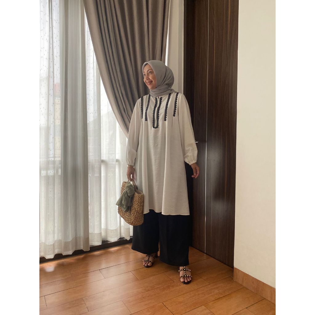 Abame Layla Tunic