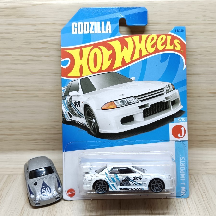 hot wheels Nissan skyline Godzilla paket