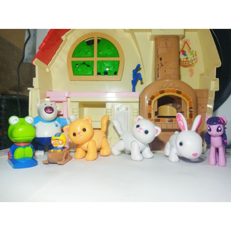 Figure lucu, mainan kelinci, mainan kucing, mainan guguk