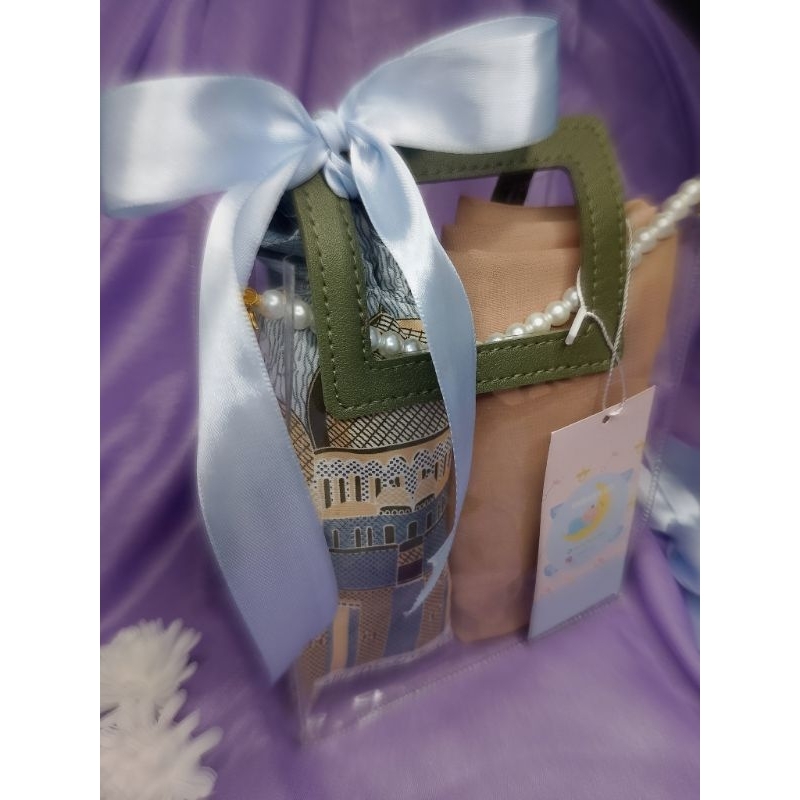 

Hampers lebaran minimal 5 pcs ( PO)