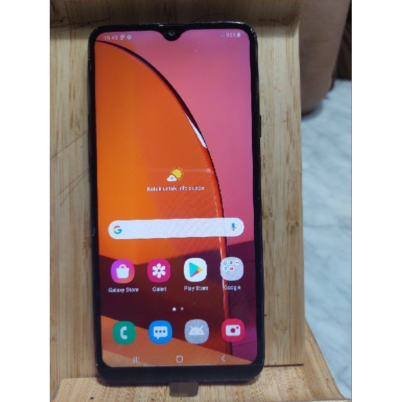 HP SECOND SAMSUNG GALAXY A20S 3/32GB ANDROID NORMAL SIAP PAKAI