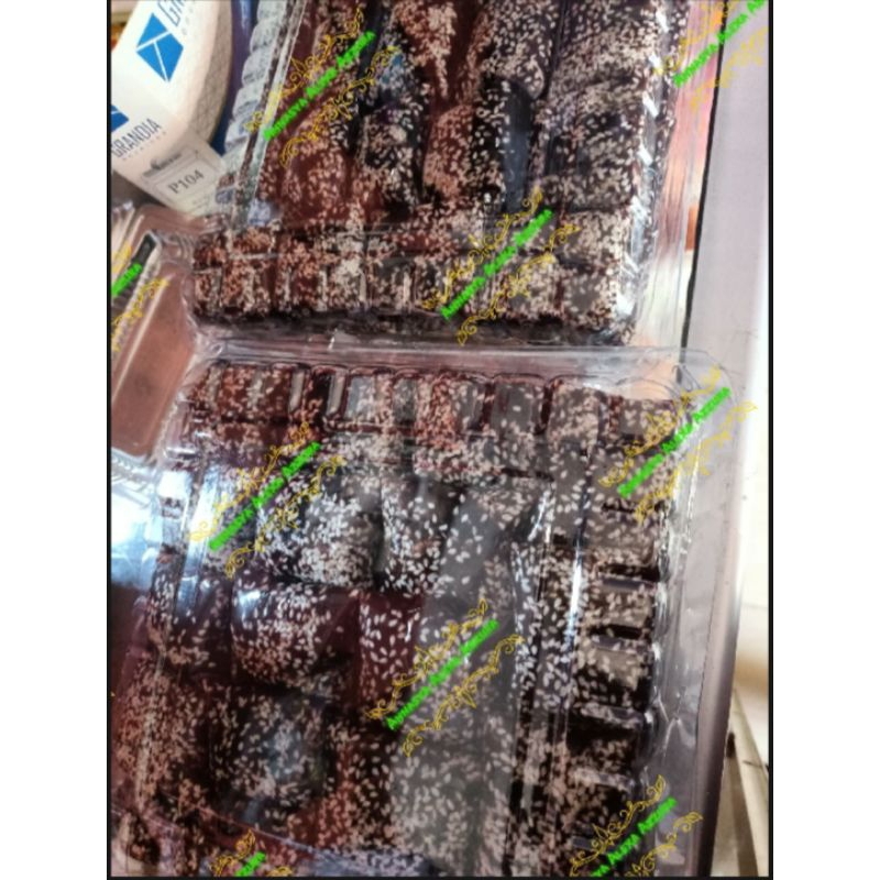 

Dodol / Jenang Wijen Sangrai Asli Bogor 1000 gram