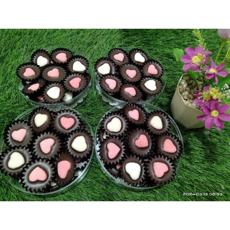 

kue coklat permen yupi